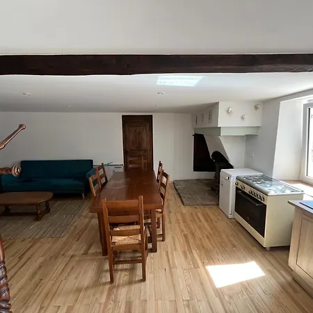 Ferienhaus Les Hirondelles Saint-Alban-d'Ay
